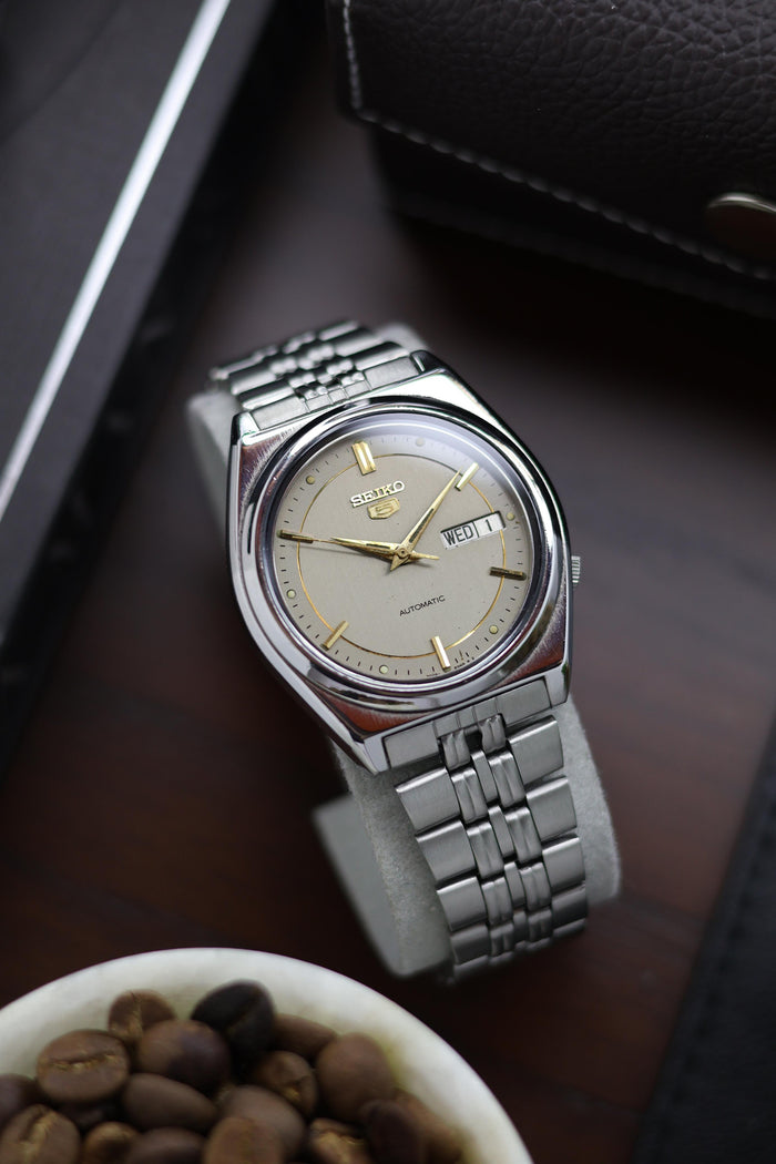 1983 Seiko 5 Grey Dial - Automatic Vintage Watch (Pre Owned)