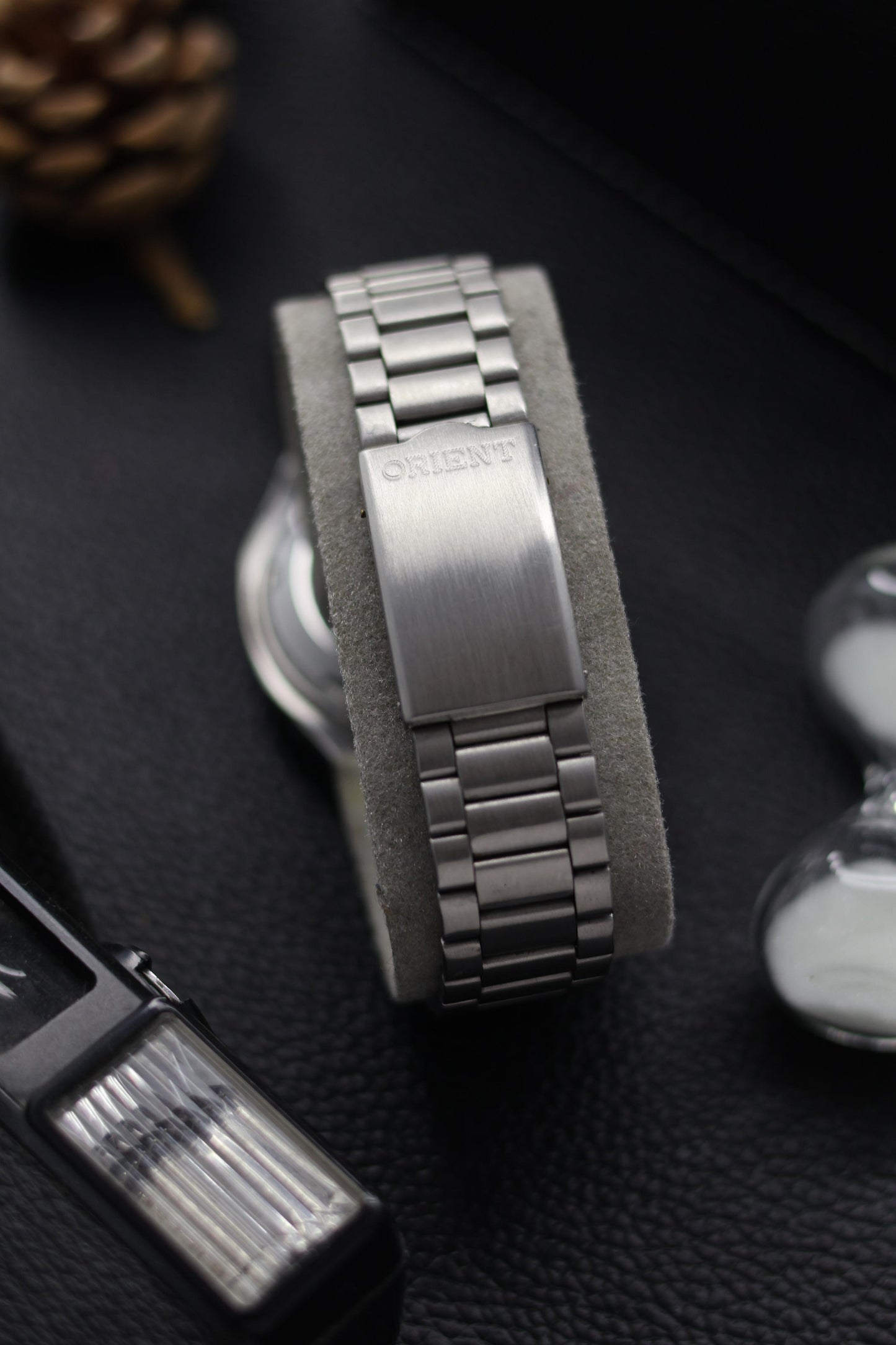 (Super Rare) Orient Tri-Star Crystal Champagne Micro Snakeskin Pattern TV Dial - Automatic Vintage Watch (Pre Owned) - SE553