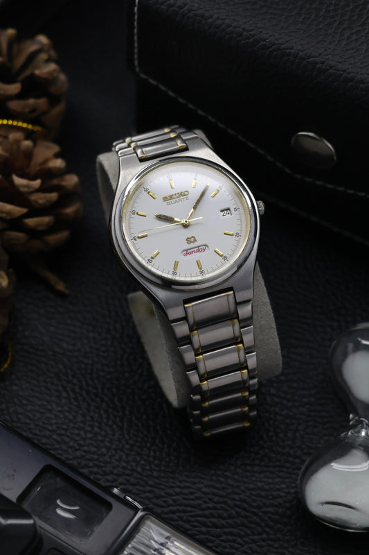 (Super Rare) Seiko SQ White Dial - Quartz Vintage Watch (Pre Owned) - SE639