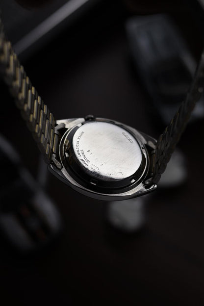 Seiko 5 Black Textured Dial - Automatic Vintage Watch (Pre Owned) - SE511