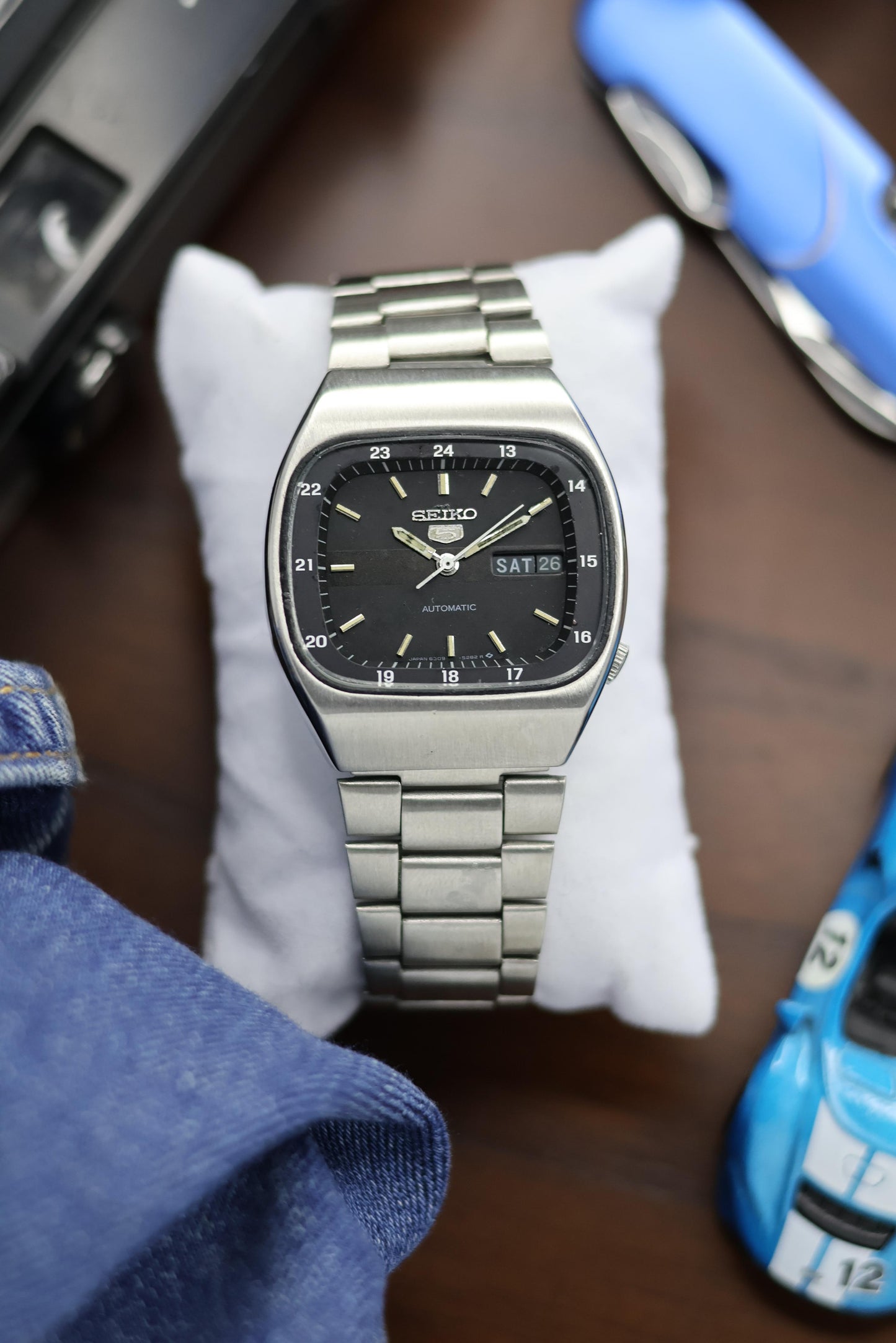 (Super Rare) 1982 Seiko 5 Railway Time Navy Blue Dial (Pre Owned)