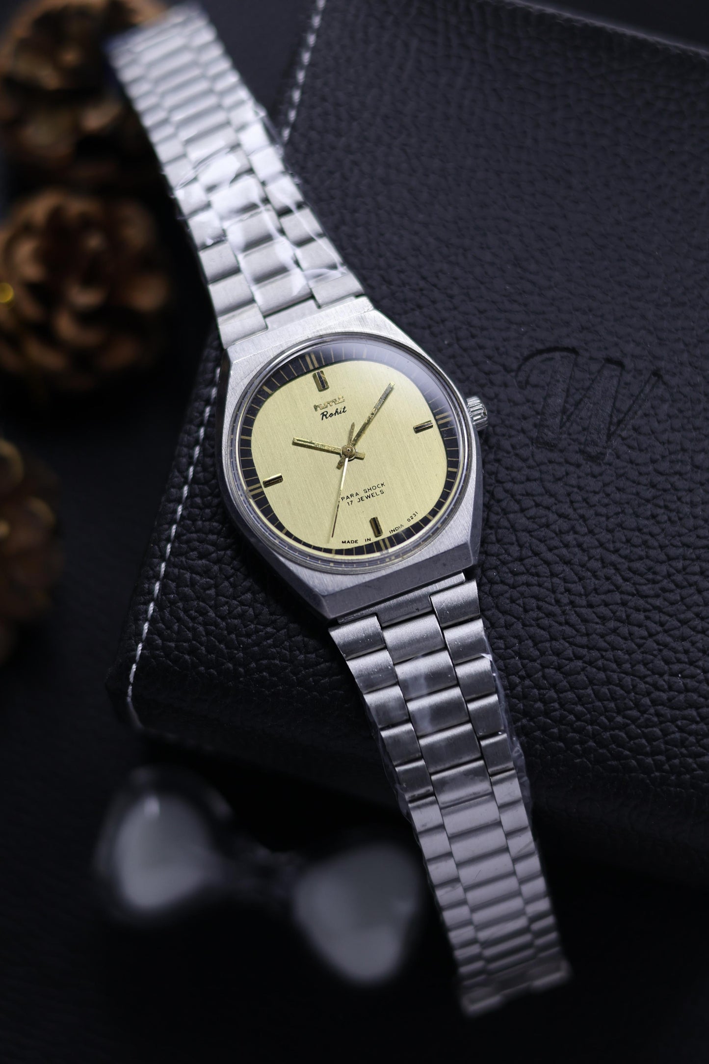 Vintage HMT Rohit Champagne Dial - in Original Condition - Mechanical Hand Winding Watch (Pre Owned) - A550