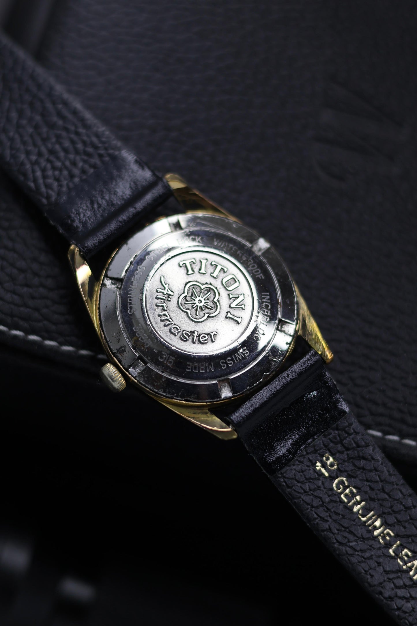 (Super Rare) TITONI Airmaster Rotomatic Champagne Patina Dial - Automatic Swiss Vintage Watch (Pre Owned) - SE672