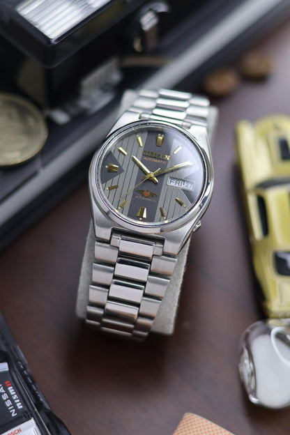 (Super Rare) Citizen Eagle 7 Black/Grey Motif Dial - Automatic Vintage Watch (Pre Owned) - SE513