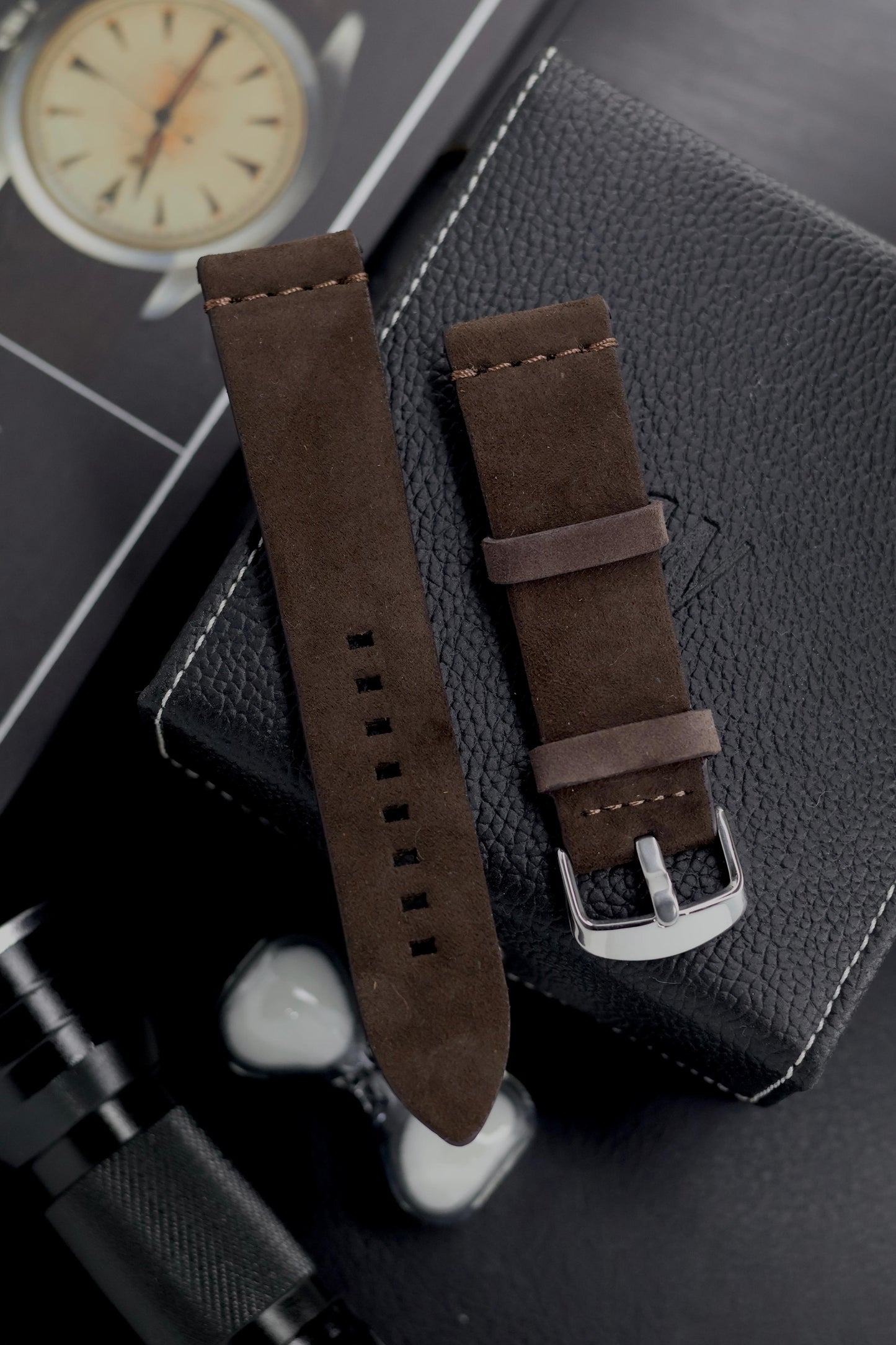 PREMIUM Suede Leather Watch Strap (22mm) - with FREE Strap Tool!