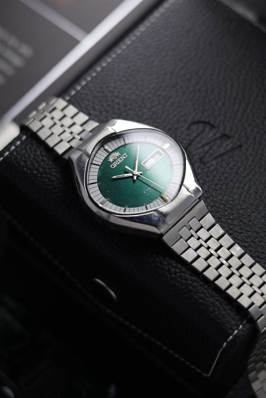 (Super Rare) Orient Crystal Emerald Green Dial - Automatic Vintage Watch (Pre Owned) - SE538