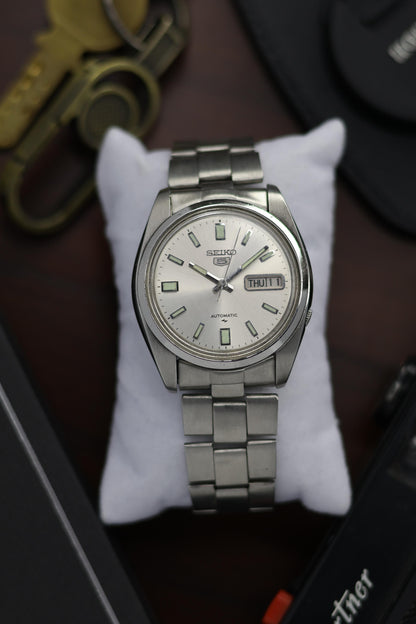 1983 Seiko 5 Silver Dial (Pre Owned)