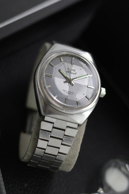 (Super Rare) Vintage HMT Akarsh - in Original Condition - Mechanical Hand Winding Watch (Pre Owned) - SE421