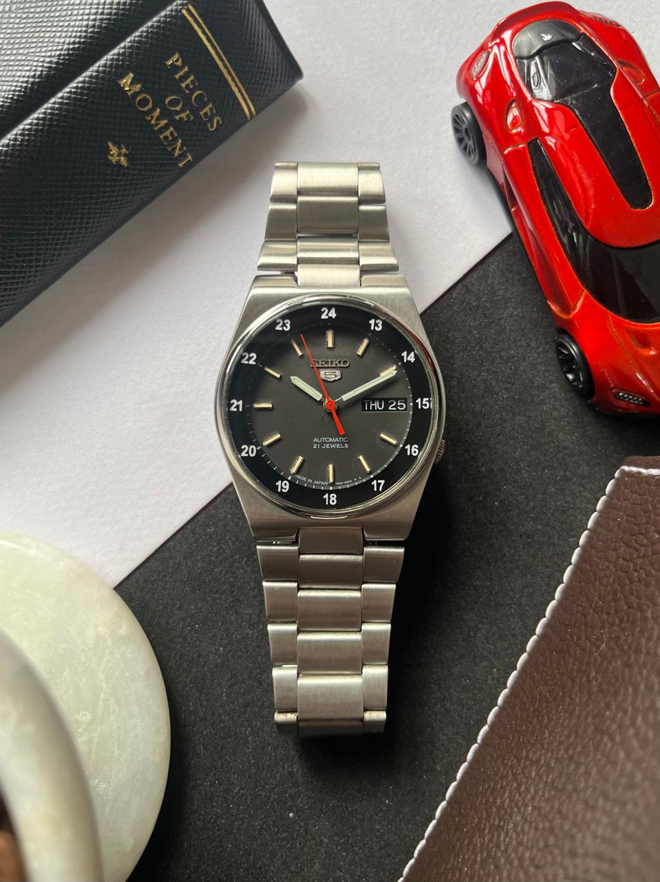 Seiko 5 - Railway Time Black Dial with Glass Back (Pre Owned)