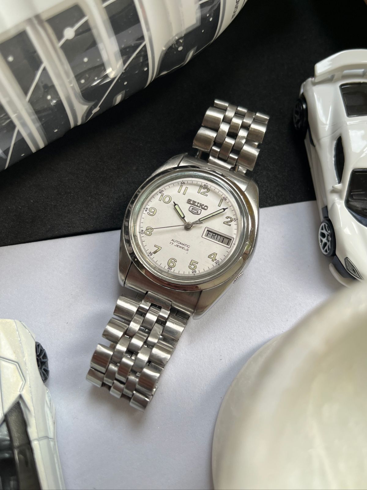 1980s Seiko 5 Field White Dial (Pre Owned)