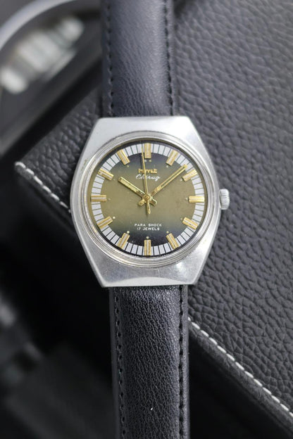 (Super Rare) Vintage HMT Chirag - in Original Condition - Mechanical Hand Winding Watch (Pre Owned) - SE556