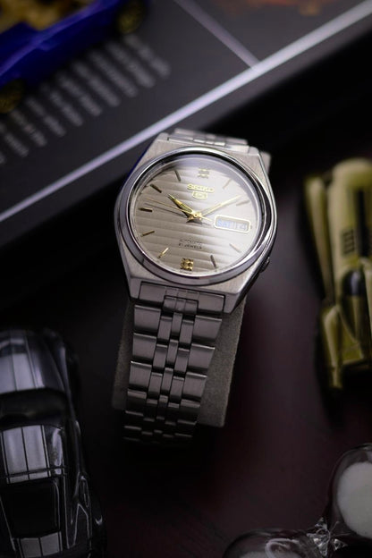 1996 Seiko 5 Grey Lined Dial - Automatic Vintage Watch (Pre Owned) - SE530