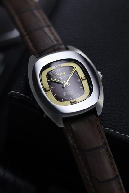 (Super Rare) Vintage HMT Chanakya Maroon TV Dial - in Original Condition - Mechanical Hand Winding Watch (Pre Owned) - SE671