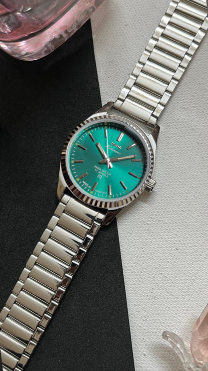 Fluted HMT Kohinoor - AQUA / TIFFANY BLUE SUNBURST