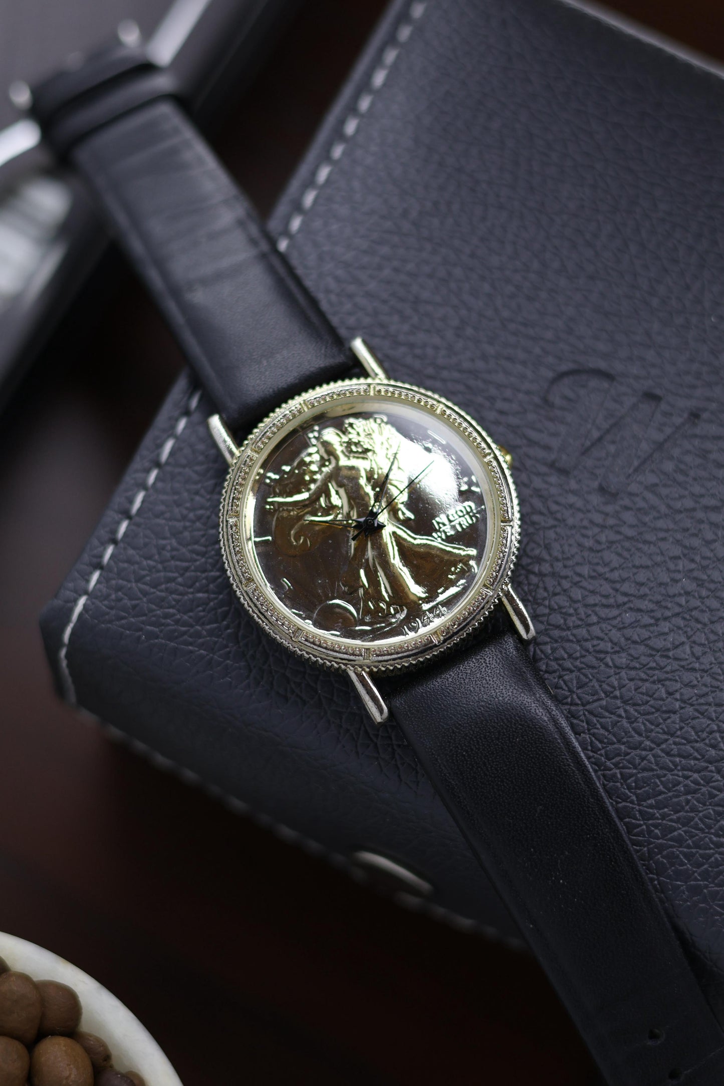 (Extremely Rare) 1944 Walking Liberty Half Dollar Sterling Silver Coin Watch - Quartz Vintage Watch (Pre Owned) - A227