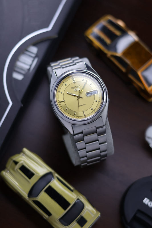 (Super Rare) Seiko 5 Yellow Motif Dial with Glass Back - Automatic Vintage Watch (Pre Owned) - SE485
