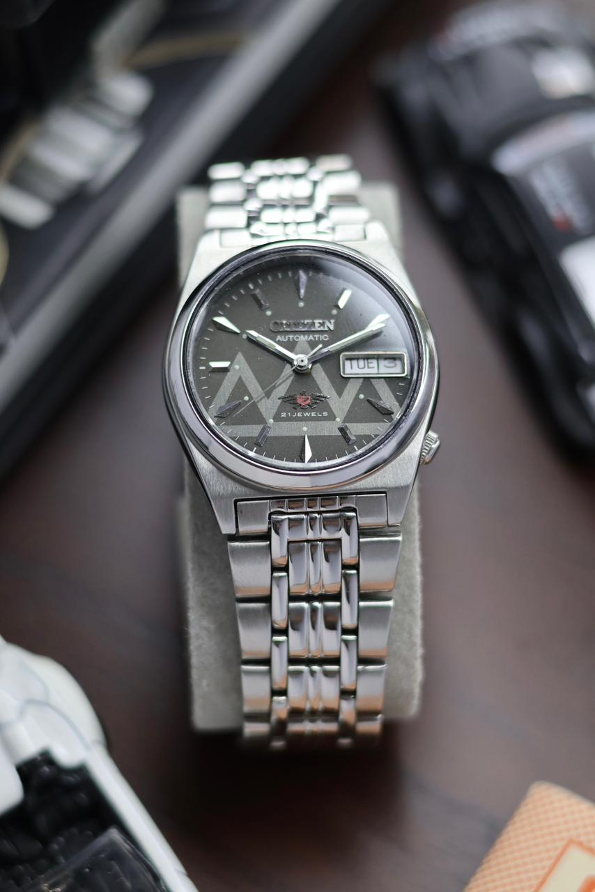 (Super Rare) Citizen Eagle 7 Black/Grey Motif Dial - Automatic Vintage Watch (Pre Owned) - SE452