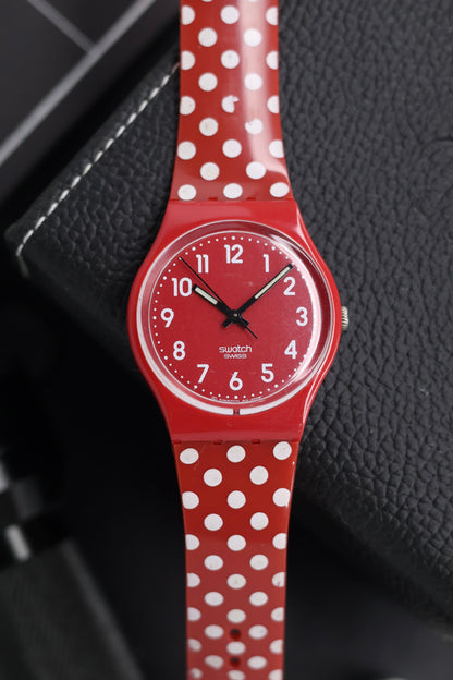 (Super Rare) Swatch Red Dial - Swiss Vintage Watch (Pre Owned) - SE740