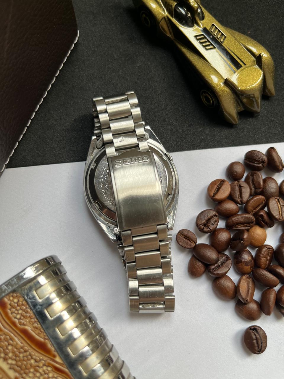 Seiko 5 - Coffee Sunray Dial (Pre Owned)