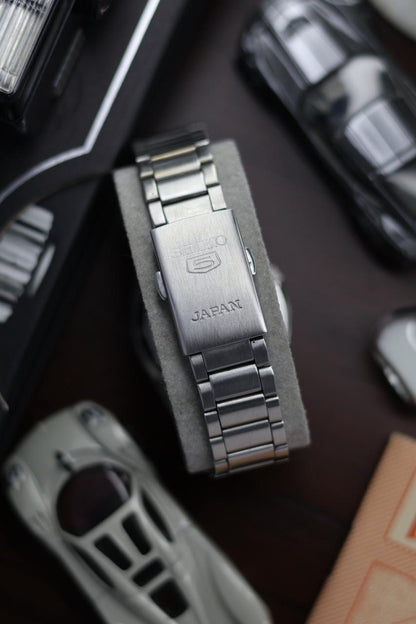 Seiko 5 SNXM19 Railway Time Black Dial with Glass Back - Automatic Vintage Watch (Pre Owned) - SE541