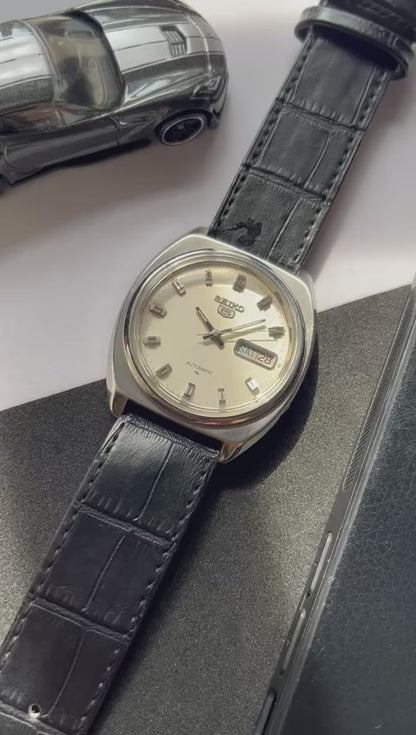 1980 Seiko 5 White Dial (Pre Owned)