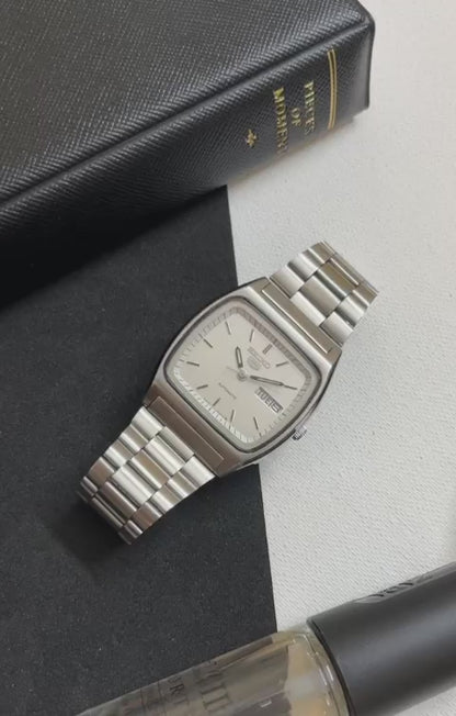 (Super Rare) Seiko 5 White TV Dial (Pre Owned)