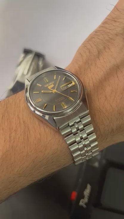 1988 Seiko 5 Black Dial (Pre Owned)