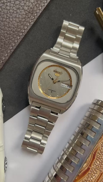 (Super Rare) 1980 Vintage Seiko 5 Silver TV Dial (Pre Owned)