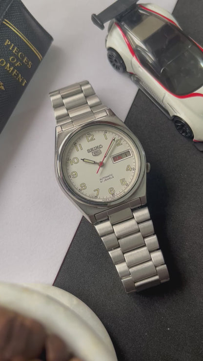 Seiko 5 - Field White Dial (Pre Owned)