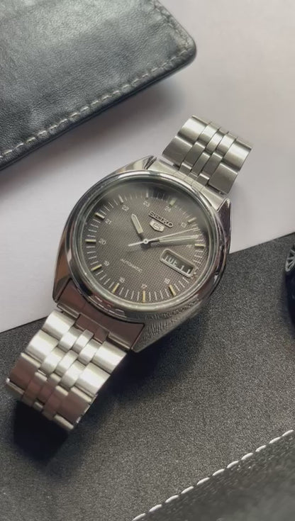 Seiko 5 Black Dial (Pre Owned)