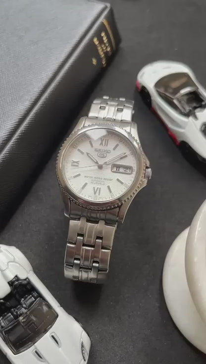 (Super Rare) Seiko 5 23 Jewels White Dial (Pre Owned)