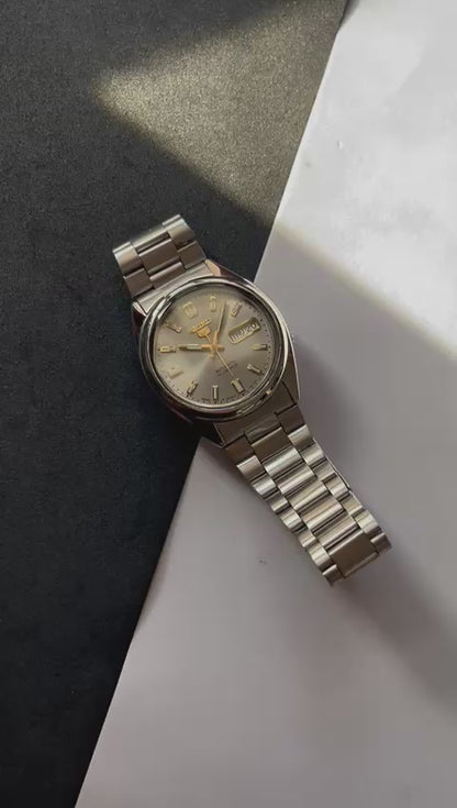 (Super Rare) Seiko 5 SNXS75 with Glass Back (Pre Owned)