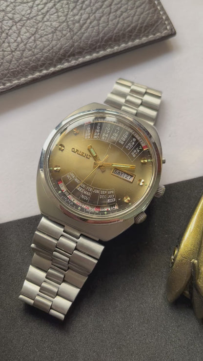 (Super Rare) Orient Calendar Gradient Dial (Pre Owned)