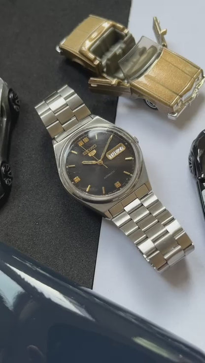 Seiko 5 Black Dial with Gold Indices (Pre Owned)