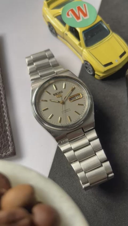 1985 Seiko 5 Grey Dial (Pre Owned)