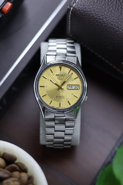 Seiko 5 Gold Motif Dial - Automatic Vintage Watch (Pre Owned) - A111