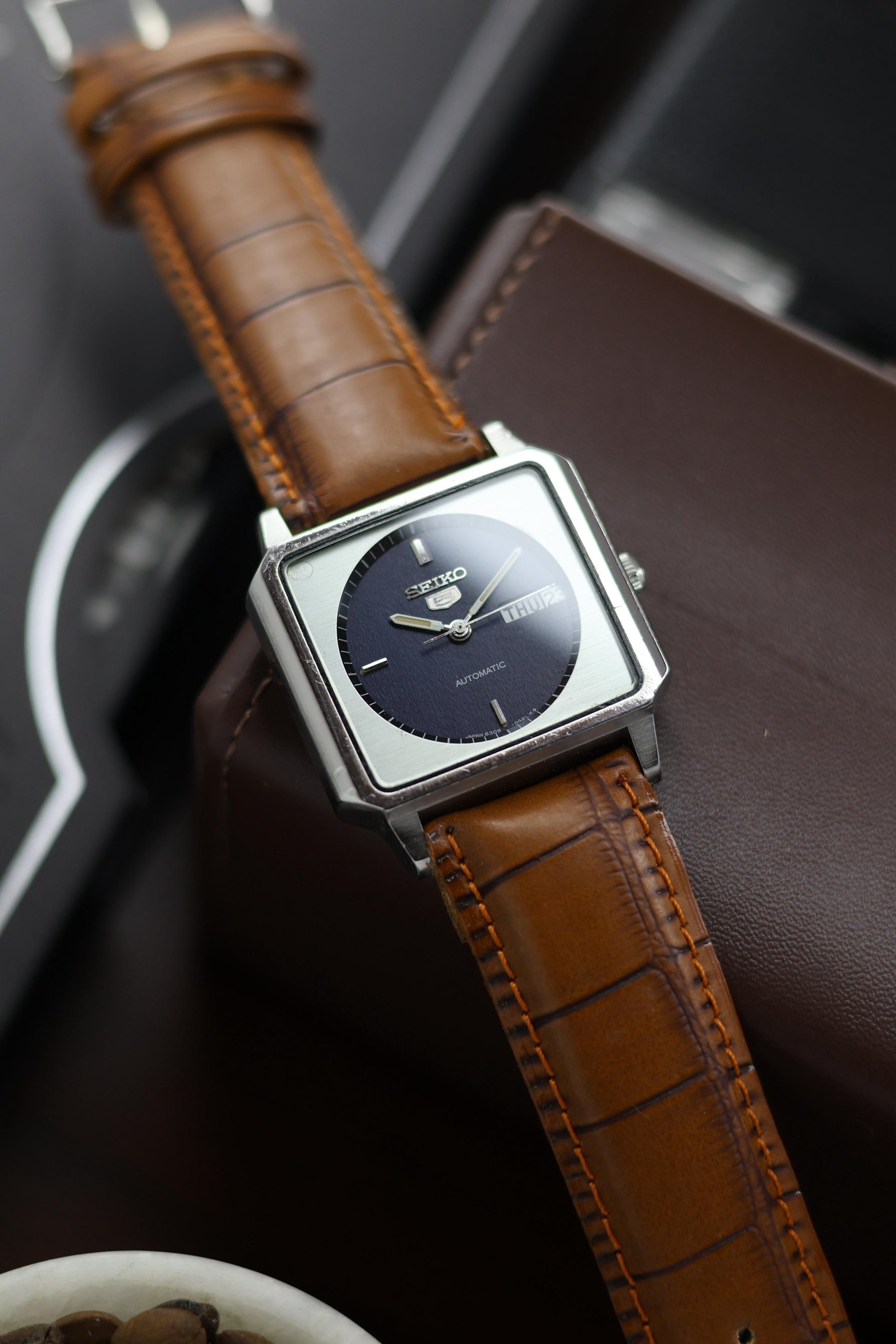 Seiko Vintage Leather Watch Leather Seiko V401 Vintage Womens