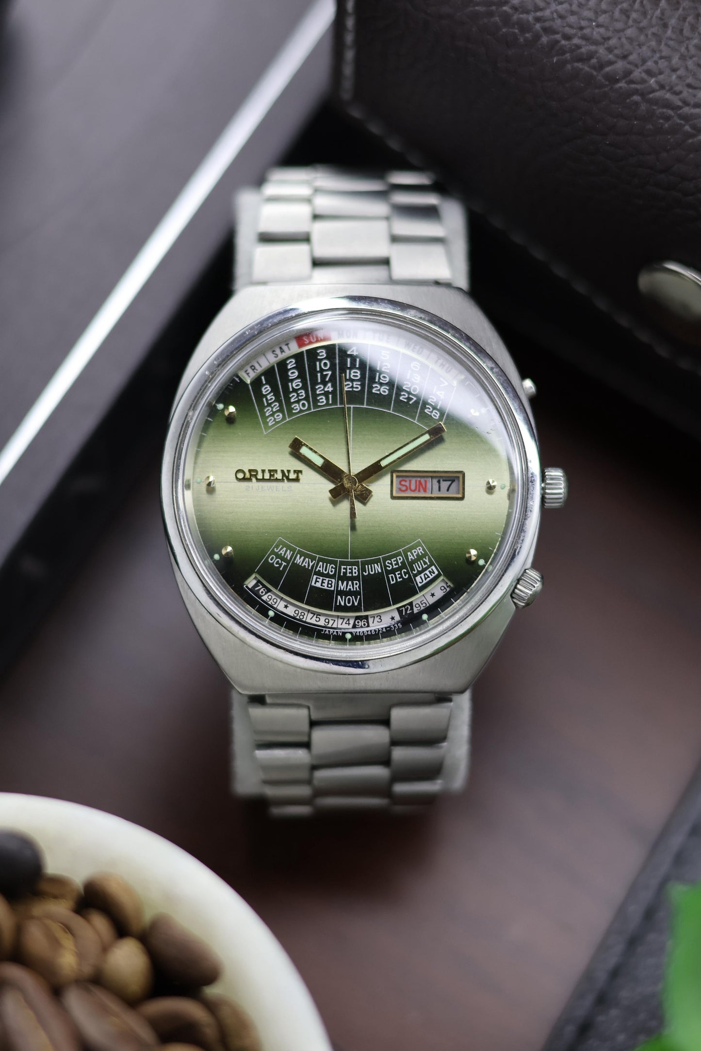 (Super Rare) Orient Calendar Green Dial - Automatic Vintage Watch (Pre Owned) - A54