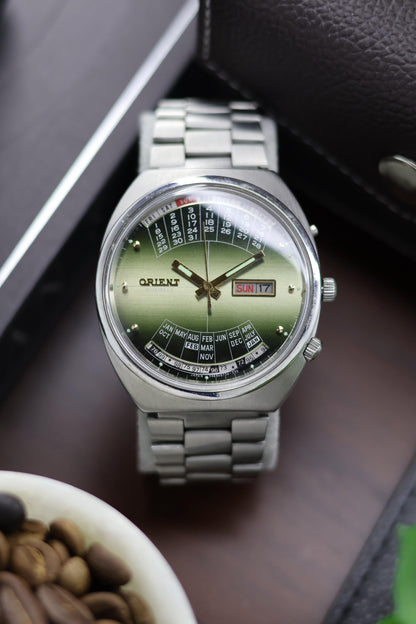 (Super Rare) Orient Calendar Green Dial - Automatic Vintage Watch (Pre Owned) - A54