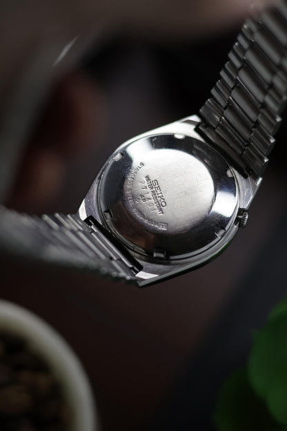 1982 Seiko 5 White Railway Time Dial - Automatic Vintage Watch (Pre Owned) - A110