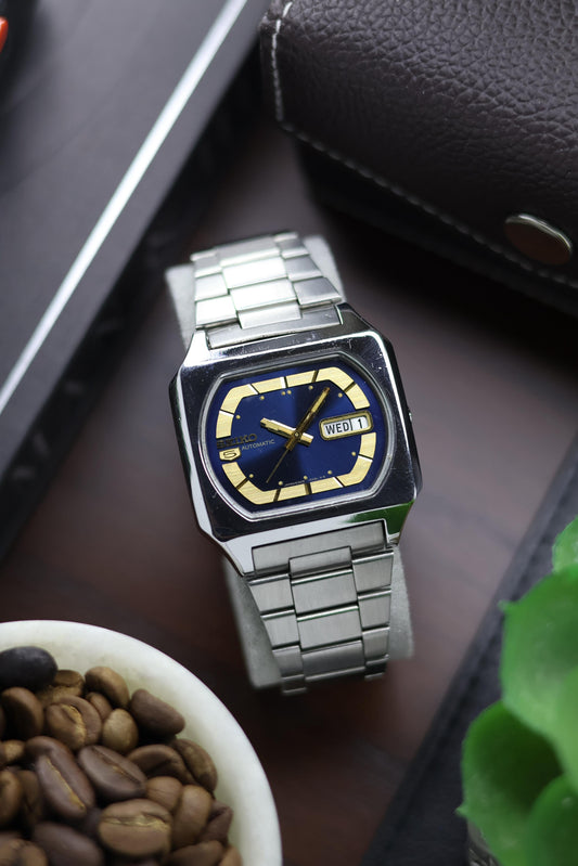 (Extremely Rare) 1981 Seiko 5 Blue TV Dial - Automatic Vintage Watch (Pre Owned) - A9