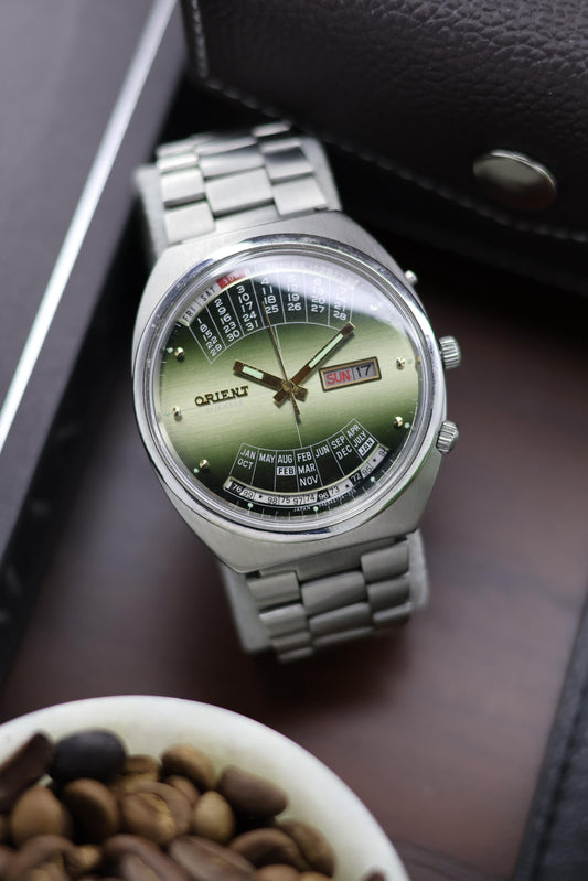 (Super Rare) Orient Calendar Green Dial - Automatic Vintage Watch (Pre Owned) - A54