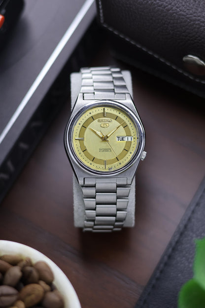 Seiko 5 Champagne Motif Dial - Automatic Vintage Watch (Pre Owned) - A216
