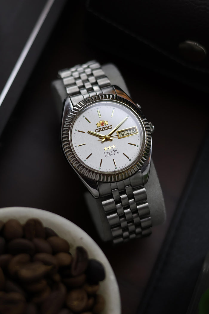 (Super Rare) Orient Tri-Star Crystal White Dial with Fluted Bezel - Automatic Vintage Watch (Pre Owned) - A61